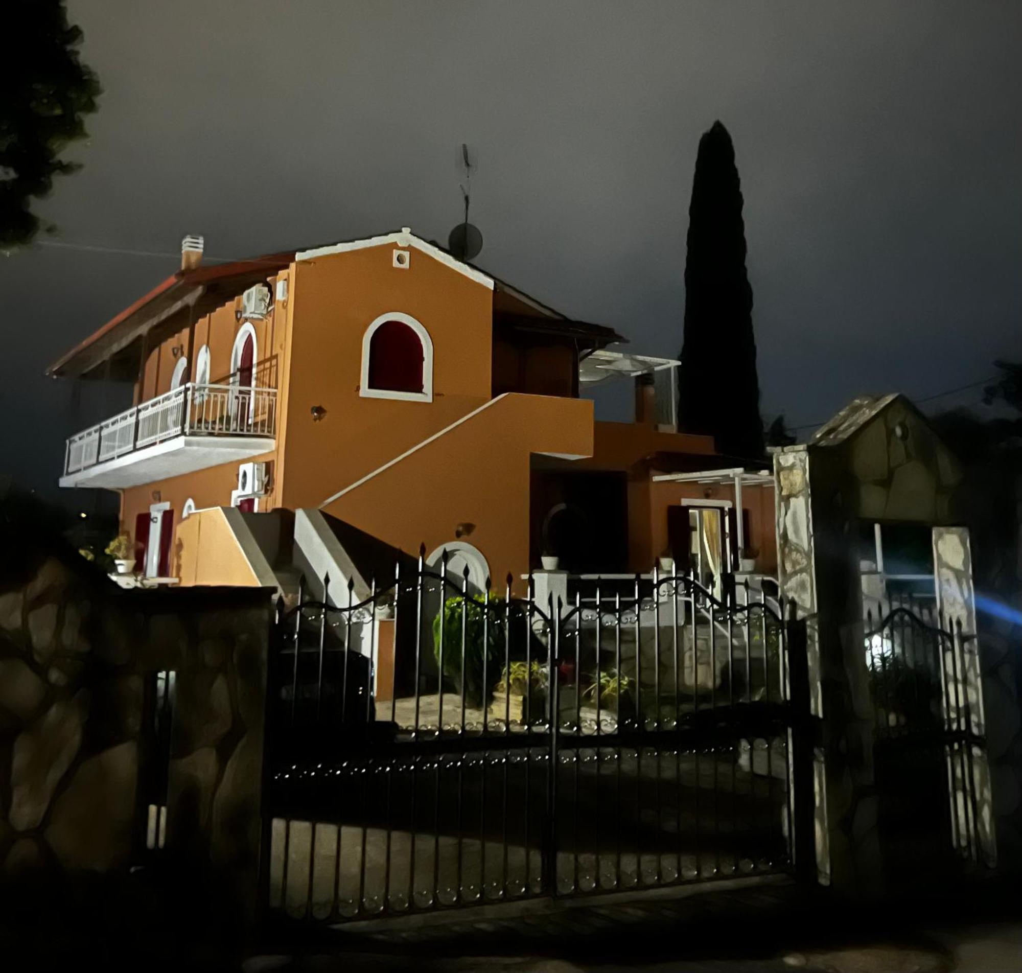 Villa Nisi Gerekou Kontokali Exterior photo
